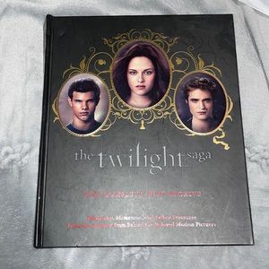 The twilight saga film book